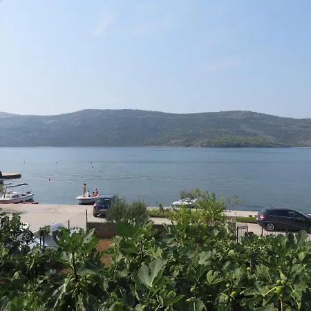 Milly Poljica (Trogir)