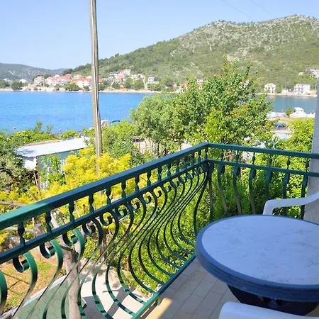 Milly Poljica (Trogir)